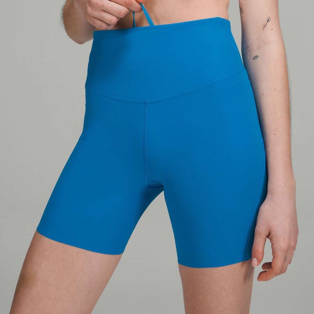 Lululemon Base Pace Ribbed High-Rise Short 6"